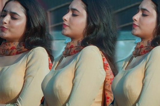 ஒரே ஒரு போஸில் ஒட்டு மொத்த இளசுகளையும் சாய்த்த பிரியங்கா மோகன்!!