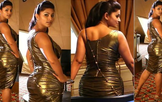 வயசானாலும் உங்க போஸ் சூப்பர்… சினேகாவின் லேட்டஸ்ட் ஹாட் க்ளிக்ஸ்!!