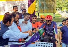 கேரளாவிலிருந்து லண்டனுக்கு தனியாக சைக்கிள் பயணம் : ஆசைக்காக ஐ.டி வேலையை விட்ட இளைஞர்!!