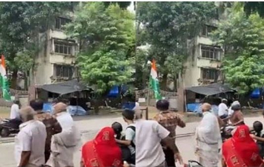 கண் இமைக்கும் நேரத்தில் உடைந்து விழுந்த 4 மாடி கட்டடம் : அதிர்ச்சி வீடியோ!!