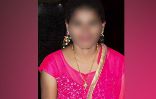 43 வயது நபருடன் காதல்…. 20 வயது பெண்ணுக்கு காத்திருந்த அதிர்ச்சி!!