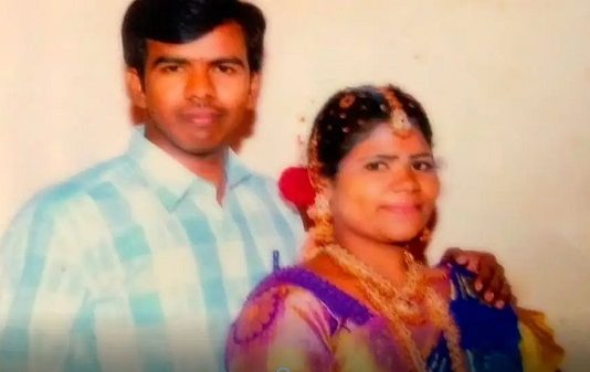 கணவனின் ஆணுறுப்பு மீது கொதிக்கும் வெந்நீரை ஊற்றிய மனைவி : நெஞ்சை உலுக்கும் சம்பவம்!!