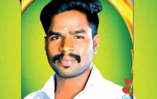 நி.ர்.வா.ண வீ.டியோ வைத்து பணம் கேட்டு மி.ர.ட்டிய ஃபேக் ஐடி : அ.வமானத்தில் இ.ளைஞன் எ.டுத்த வி.பரீத முடிவு!!