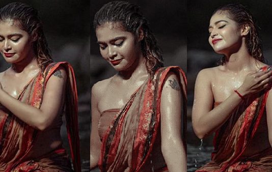 முன்னழகு அப்பட்டமாக தெரிய போஸ் கொடுத்து சூடேற்றும் தர்ஷா குப்தா!!