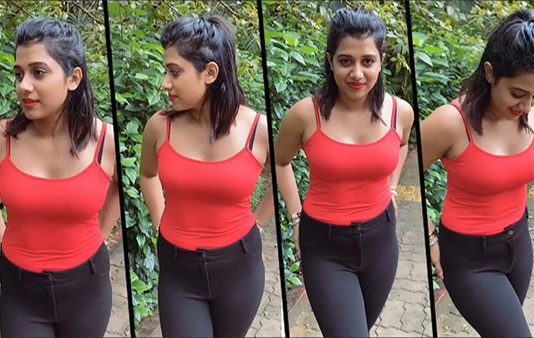 ப்ப்பாபா செம்ம அழகு… முன்னழகை காட்டிய ஷில்பா மஞ்சுநாத்தின் சூடான வீடியோ!!