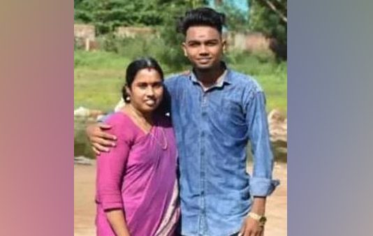 அடிக்கடி திட்டிய அப்பா.. அம்மாவும் மகனும் ஒன்றாக எடுத்த விபரீத முடிவு : நெஞ்சை உலுக்கும் சோகம்!!