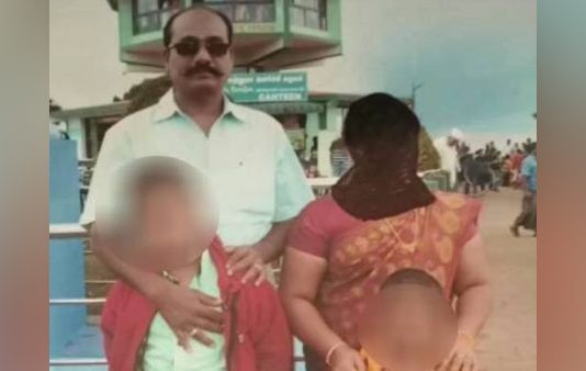 வெகுநேரமாக திறக்காத மனைவி, குழந்தைகளின் அறைக்கதவு : கணவருக்கு காத்திருந்த பேரதிர்ச்சி!!