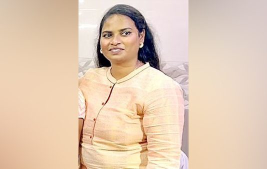 நிச்சயதார்த்த விழாவில் பெண்ணின் தோழி செய்த மோசமான செயல் : விசாரணையில் திடுக்கிடும் தகவல்!!
