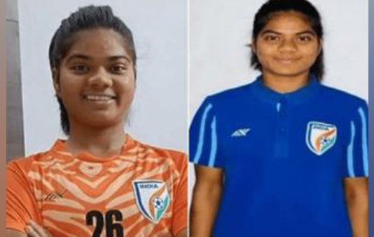 பெற்றோர் ரோடு போடும் தொழிலாளர்கள்… மகள் இந்திய அணியின் கேப்டன் : விடாமுயற்சியால் வறுமையை வென்ற இளம் பெண்!!