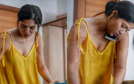 சைனிங் கன்னம் என்னமோ பண்ணுது… சுனைனா லேட்டஸ்ட் ஹாட் கிளிக்ஸ்!!