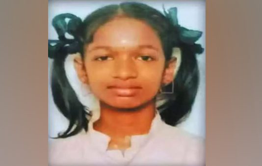 தாய்க்கு பயந்து 8ம் வகுப்பு சிறுமியின் விபரீத முடிவு : நெஞ்சை உலுக்கும் சோக சம்பவம்!!