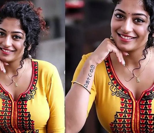Zoom பண்ணாமலே தெரியுதே… இளசுகளை சூடாக்கிய அஞ்சலி நாயர் ஹாட் கிளிக்ஸ்!!
