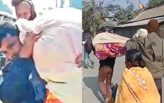 ஆம்புலன்சுக்கு கொடுக்க பணம் இல்லை : தாயின் உடலை தோளில் சுமந்து சென்ற மகன் : தொடரும் சோகம்!!