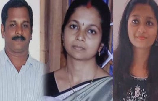 வெளிநாட்டில் இருந்து ஊர் திரும்பிய உடனே மொத்த குடும்பமும் தற்கொலை : வெளியான அதிர்ச்சிக் காரணம்!!