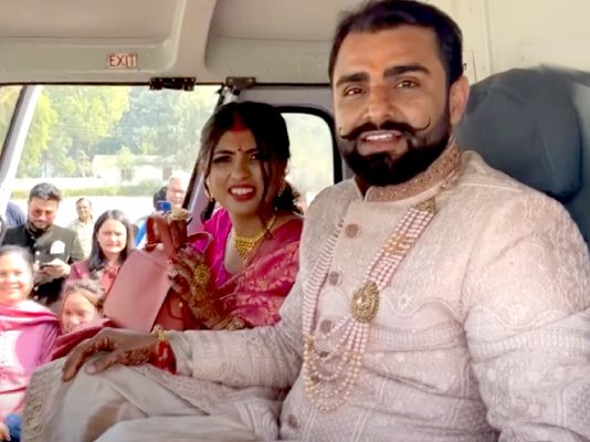 காருக்கு பதில் வந்து நின்ற ஆச்சர்யம்… புதுமணப் பெண்ணுக்கு கணவன் கொடுத்த சர்ப்ரைஸ்!!