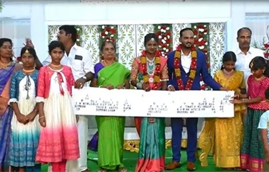 சித்தப்பா திருமணத்துக்கு மகள் கொடுத்த கிஃப்ட்… அசந்துபோன உறவினர்கள்!!