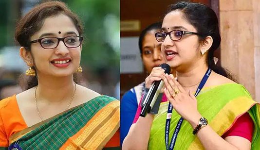 அப்போது எனக்கு 6 வயசு… ரெண்டு ஆண்கள் வந்து என் ஆடையை.. ஆட்சியர் திவ்யா பரபரப்பு!!