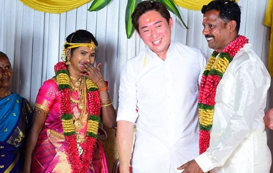 திருமணத்தில் சிங்கப்பூர் முதலாளி தந்த இன்ப அதிர்ச்சி… சுவாரஸ்ய சம்பவம்!!