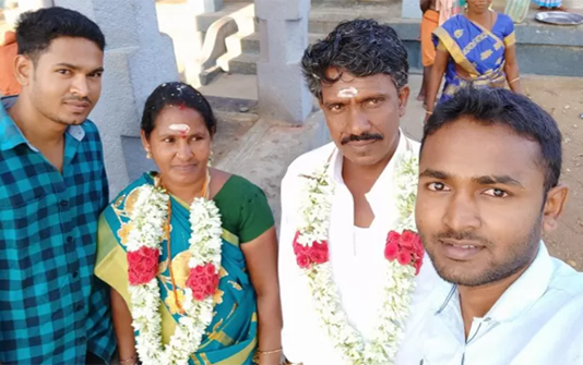 அம்மாவுக்கும் ஒரு துணை வேண்டும்… தாய்க்கு மறுமணம் செய்து வைத்த மகன்கள்!!
