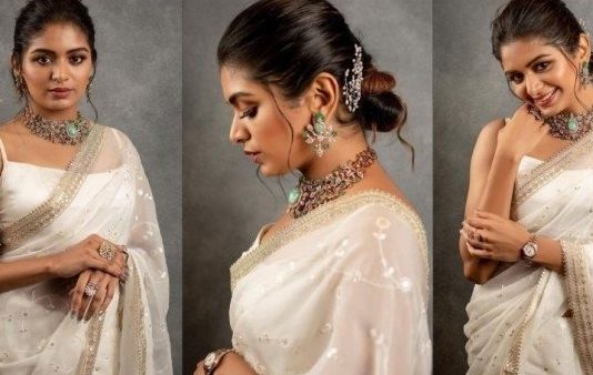 மாடர்ன் உடையில் ஹாட் போஸ் கொடுத்து ரசிகர்களை கவர்ந்த அதிதி சங்கர்!!