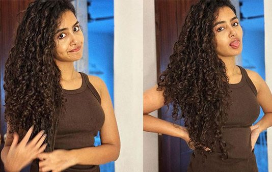கவர்ச்சி உடையில்போஸ் கொடுத்த அனுபமாவின் ரிசென்ட் பிக்ஸ்!!