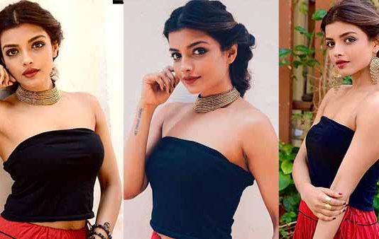 ஆடை மாற்றும் வீடியோவை வெளியிட்ட ஆஷ்னா சவேரி.. வாயடைத்துப்போன நெட்டிசன்கள்!!