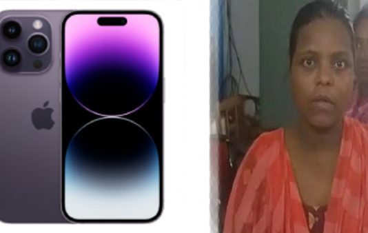 8 மாத குழந்தையை விற்று ஆப்பிள் ஐபோன் வாங்கிய பெற்றோர்!!