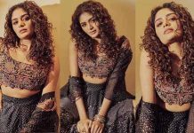 மாடர்ன் உடையில் கட்டழகை நச்சுனு காட்டி திணறடித்த அதிதி சங்கர்!!