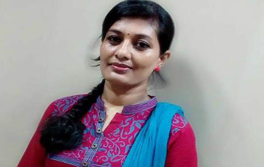 கார் லோன் எடுக்காமலே இ.எம்.ஐ கட்டும் பிரபல நடிகை.. இப்படியும் ஒரு நூதன மோசடி!!