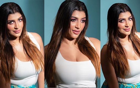 படுமோசமான உடையில் கவர்ச்சி போஸ் கொடுத்து செம போதை ஏத்தும் யாஷிகா ஆனந்த்!!