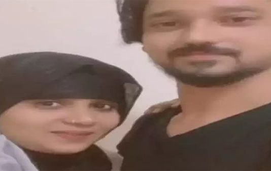 கணவர், 2 குழந்தைகளை தவிக்க விட்டு காதலருடன் ஓடிய தாய்!!