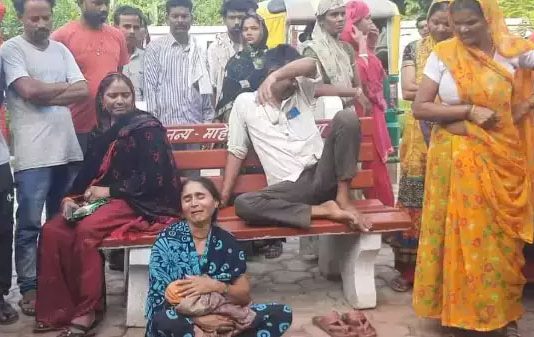 இறந்தவருக்கு 5 மணி நேர சிகிச்சை… உறவினர்கள் போராட்டம்… வெளியான பகீர் தகவல்!!