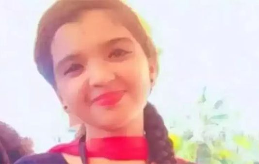 பரிதாபமாக பலியான கல்லூரி மாணவி… நெஞ்சை உலுக்கும் சம்பவம்!!