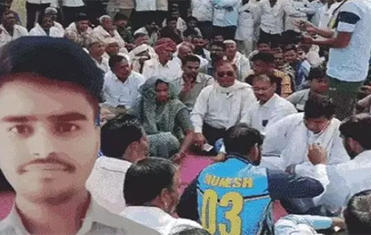 வகுப்பறையிலேயே 10ஆம் வகுப்பு மாணவன் தூக்கிட்டு தற்கொலை.. போராட்டத்தில் ஈடுபட்ட மக்கள்.. நடந்தது என்ன?