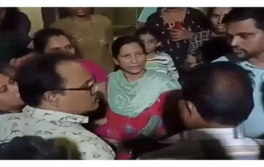 ஒரு தலைக் காதலால் விபரீதம்… 12 வயது சிறுமியை குத்திக்கொன்ற கொடூர இளைஞன்!!