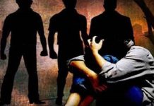 பள்ளி மாணவியை கடத்திச் சென்று கூட்டு பாலியல் பலாத்காரம் செய்த கொடூர கும்பல்.. அதிர்ச்சி சம்பவம்!!