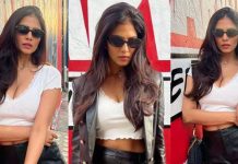 ஈரத் துணியில் இம்சை பண்றீங்க.. உச்ச கட்ட கவர்ச்சியில் மாளவிகா மோகனன்!!