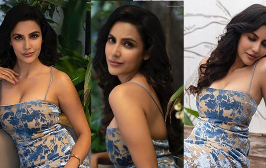 இதுவரை இல்லாத அளவிற்கு கவர்ச்சி காட்டும் பிரியா ஆனந்த்.. வாயடைத்துப்போன ரசிகர்கள்!!