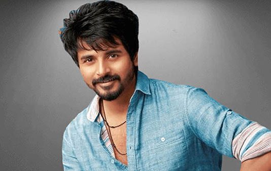 சிவகார்த்தியேன் வீட்டில் தங்கிய பிரபல நடிகை.. நம்பிக்கையோடு அனுப்பி வைத்த அம்மா: டாப் சீக்ரெட்!!