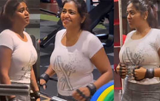 எடுப்பான முன்னழகையும் குட்டி தொப்பையையும் காட்டி செம கவர்ச்சி போஸ் கொடுத்த ஷாலு ஷம்மு!!