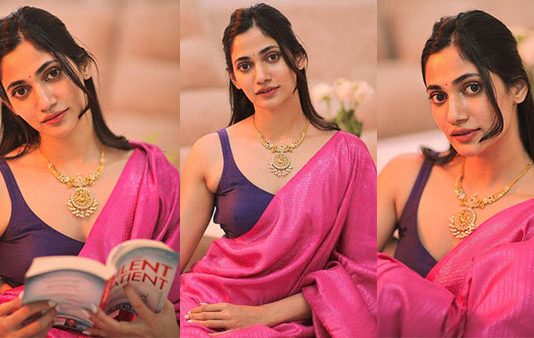 தொடையை காட்டி போஸ்… ரம்பாவை மிஞ்சும் பிக்பாஸ் நடிகை லாஸ்லியா!!