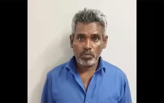 75 வயது மூதாட்டி கதற கதற சீரழித்த காமவெறியனை மடக்கி பிடித்த பொதுமக்கள்: மூதாட்டி கவைலக்கிடம்!!