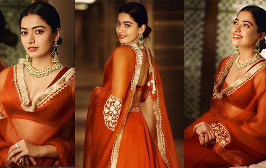 கண்ணாடி உடையில் எல்லாத்தையும் ஓப்பனா காட்டி மஜா பண்ணும் ராஷ்மிகா!!