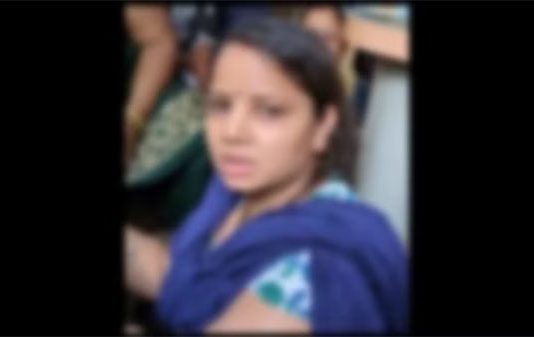 டிரைவருடன் திருமணம் தாண்டிய உறவு : கணவனை கொலை செய்து வந்த காதலனுக்கு விருந்து கொடுத்து உபசரித்த மனைவி!!