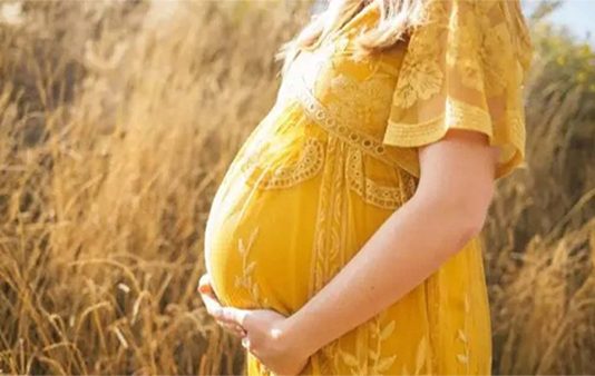 12 வயது சிறுமியை பாலியல் பலாத்காரம் செய்த மூத்த சகோதரர்.. கர்ப்பமானதால் அதிர்ச்சி!!