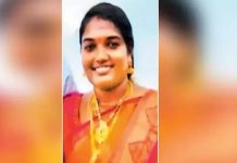 பெண் போலீஸ் தற்கொலை செய்த சோகம்!!