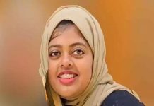 ஆற்றில் இறங்கி செல்ஃபி : 2 கல்லூரி மாணவிகளுக்கு நேர்ந்த சோகம்!!