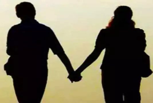 காதலியின் திடீர் மரணம்… விரக்தியில் காதலன் எடுத்த விபரீத முடிவு!!