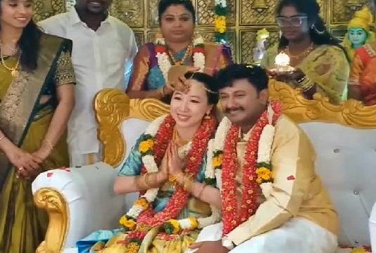 சீன அழகிக்கு தாலி கட்டிய தமிழன் : களைகட்டிய திருமண கொண்டாட்டம்!!