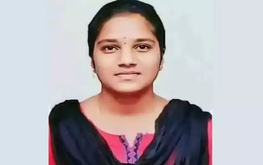 மோட்டாரை இயக்கிய போது பரிதாபமாக உயிரிழந்த இளம்பெண்!!